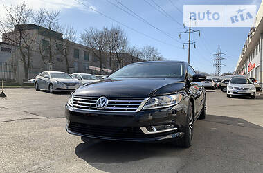 Седан Volkswagen CC / Passat CC 2014 в 