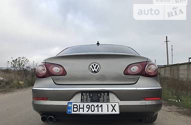 Седан Volkswagen CC / Passat CC 2010 в 