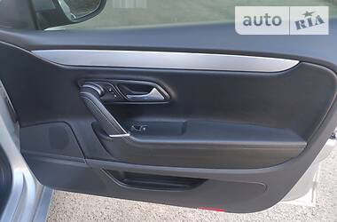 Седан Volkswagen CC / Passat CC 2011 в 