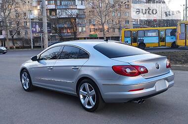Седан Volkswagen CC / Passat CC 2011 в 