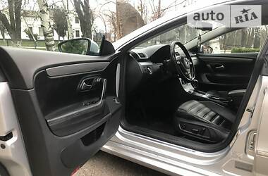 Седан Volkswagen CC / Passat CC 2012 в 
