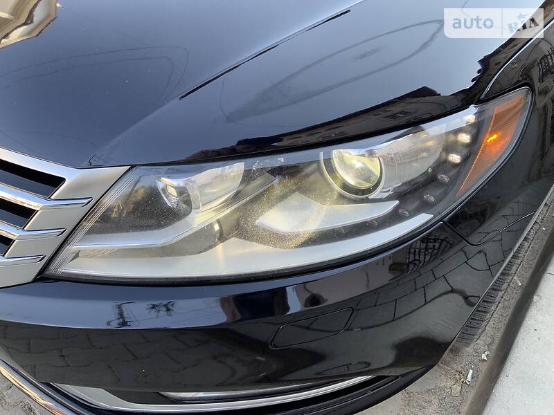Седан Volkswagen CC / Passat CC 2013 в Черновцах