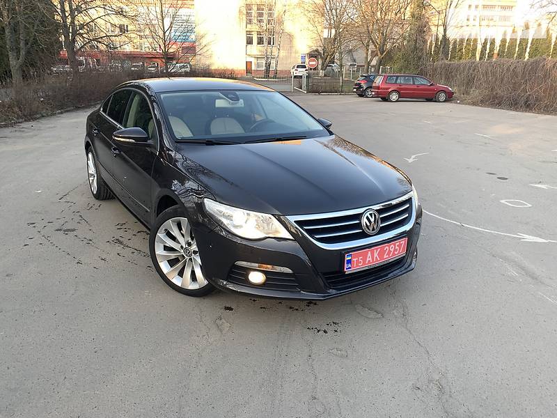 Седан Volkswagen CC / Passat CC 2009 в 