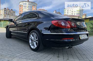 Седан Volkswagen CC / Passat CC 2010 в 