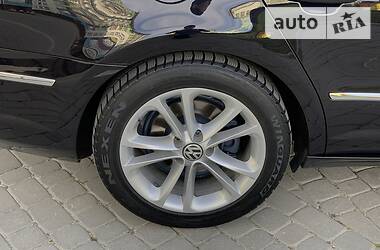 Седан Volkswagen CC / Passat CC 2010 в 