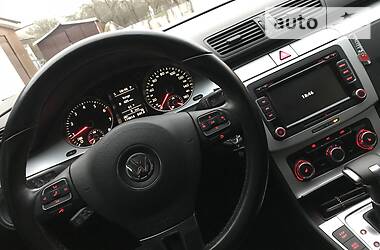 Купе Volkswagen CC / Passat CC 2011 в 