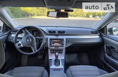 Купе Volkswagen CC / Passat CC 2011 в 