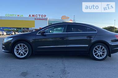 Купе Volkswagen CC / Passat CC 2011 в 