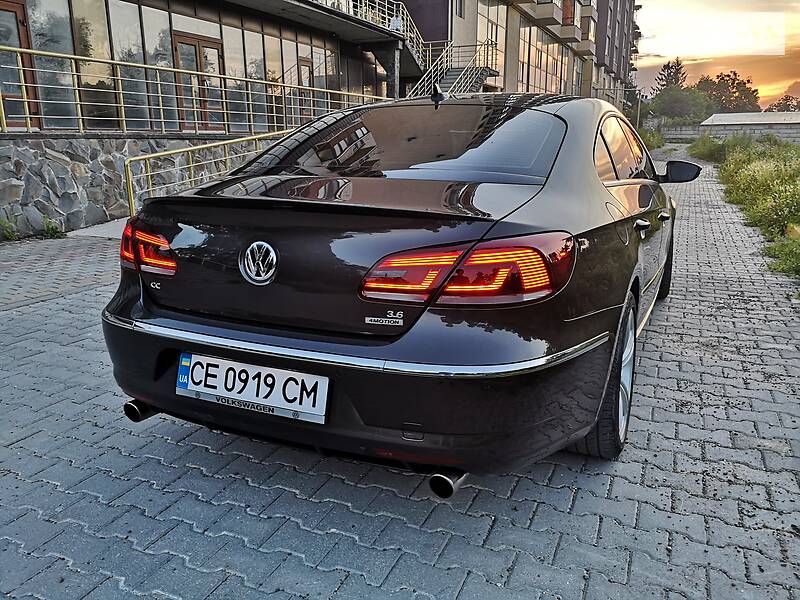 Седан Volkswagen CC / Passat CC 2012 в Черновцах