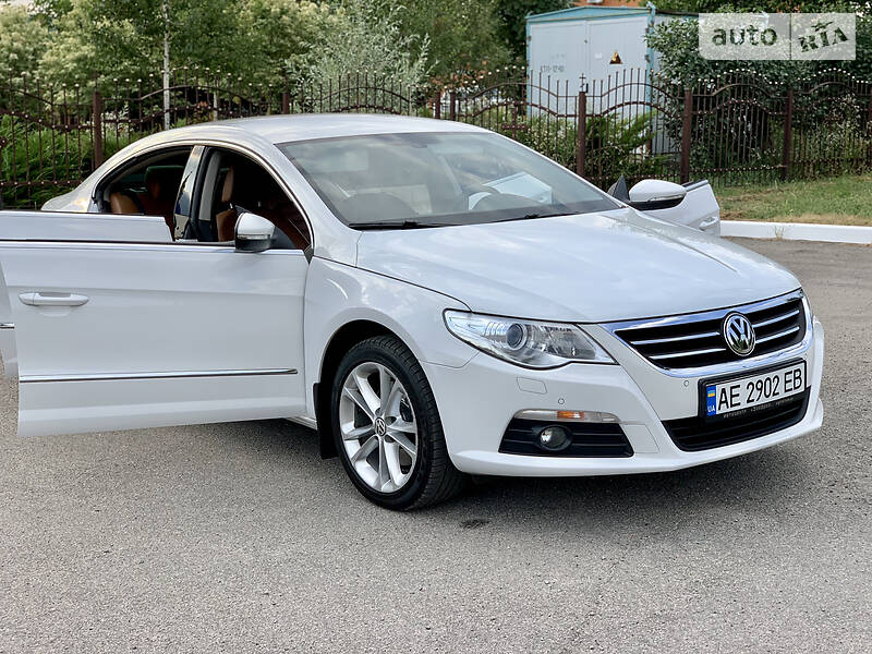 Купе Volkswagen CC / Passat CC 2012 в Дніпрі