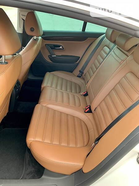 Купе Volkswagen CC / Passat CC 2012 в Дніпрі