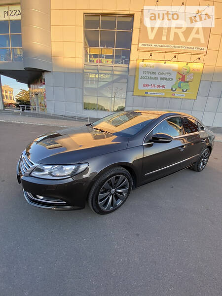 Седан Volkswagen CC / Passat CC 2012 в Киеве