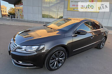 Седан Volkswagen CC / Passat CC 2012 в Киеве