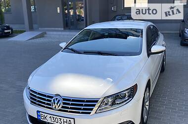 Седан Volkswagen CC / Passat CC 2012 в 