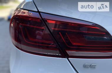 Седан Volkswagen CC / Passat CC 2012 в 