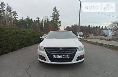 Купе Volkswagen CC / Passat CC 2008 в Малині