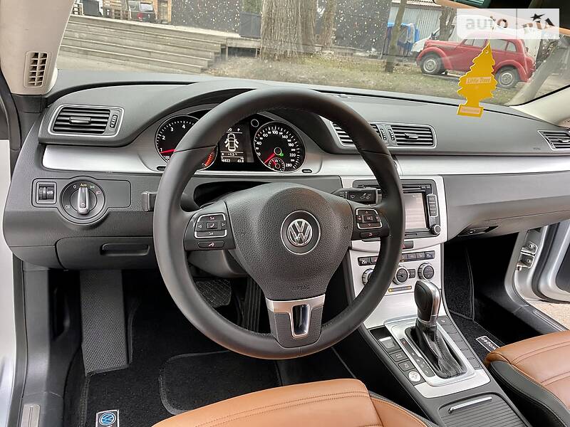Седан Volkswagen CC / Passat CC 2012 в Києві фото 26 Седан Volkswagen CC / Passat CC 2012 в Києві