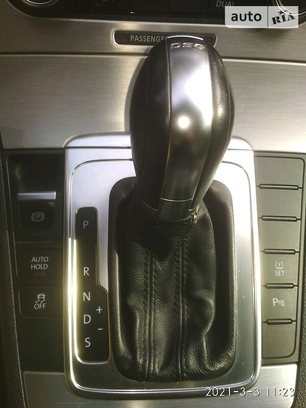Седан Volkswagen CC / Passat CC 2011 в Черновцах