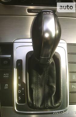 Седан Volkswagen CC / Passat CC 2011 в 