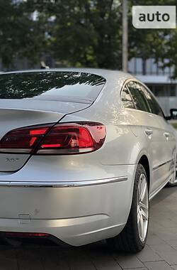 Седан Volkswagen CC / Passat CC 2013 в Ужгороде