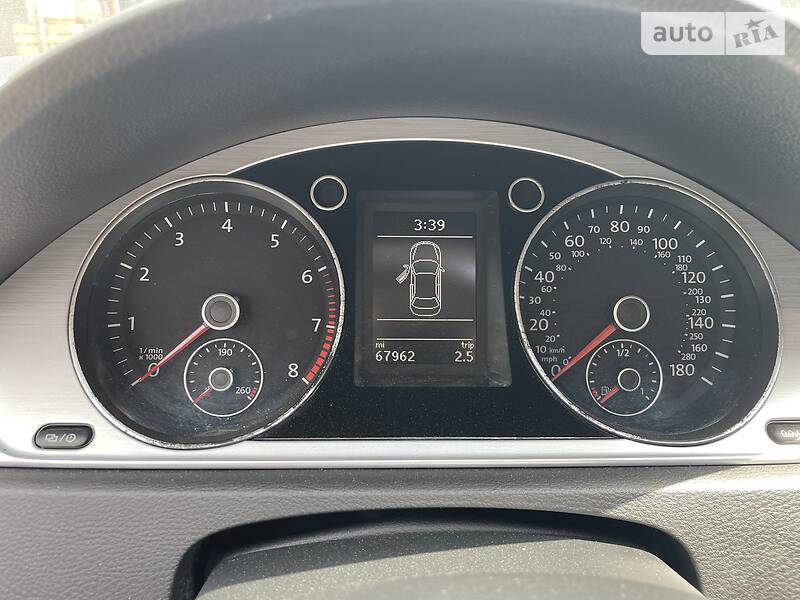 Седан Volkswagen CC / Passat CC 2015 в Киеве