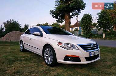 Купе Volkswagen CC / Passat CC 2009 в 