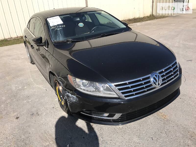 Купе Volkswagen CC / Passat CC 2012 в Львове