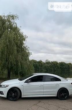 Седан Volkswagen CC / Passat CC 2016 в Ровно