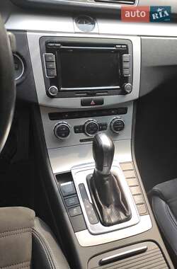 Купе Volkswagen CC / Passat CC 2012 в Харкові