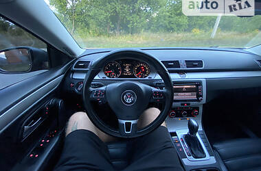 Купе Volkswagen CC / Passat CC 2011 в Полтаве
