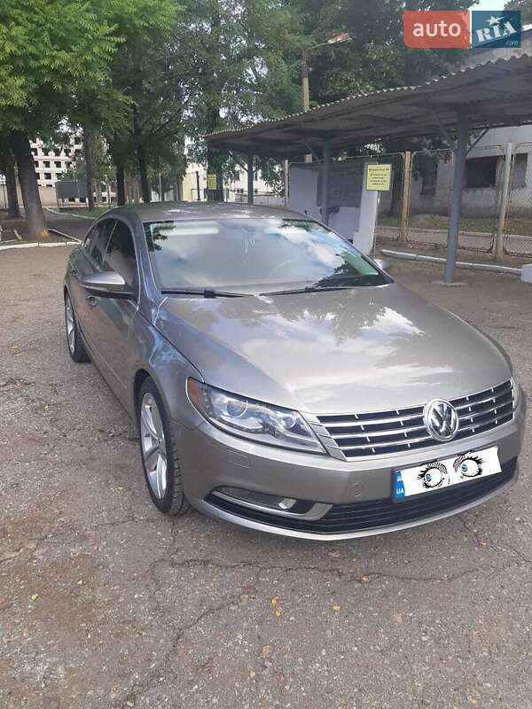 Купе Volkswagen CC / Passat CC 2012 в Черкассах