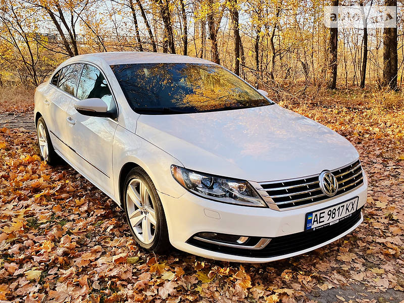 Седан Volkswagen CC / Passat CC 2012 в 