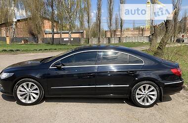 Седан Volkswagen CC / Passat CC 2011 в Киеве