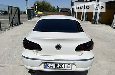 Седан Volkswagen CC / Passat CC 2013 в Киеве