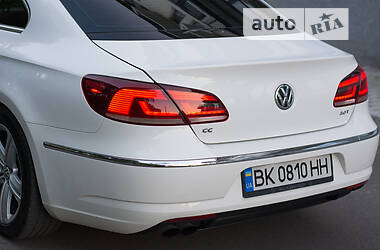 Седан Volkswagen CC / Passat CC 2012 в Сарнах