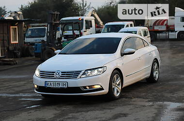 Седан Volkswagen CC / Passat CC 2012 в Киеве