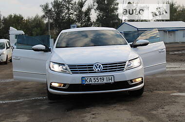 Седан Volkswagen CC / Passat CC 2012 в Киеве