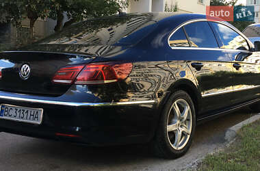 Седан Volkswagen CC / Passat CC 2013 в 