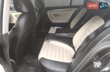 Седан Volkswagen CC / Passat CC 2009 в Львове