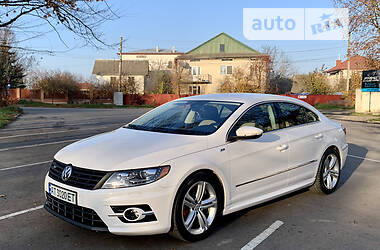 Седан Volkswagen CC / Passat CC 2013 в Монастириській