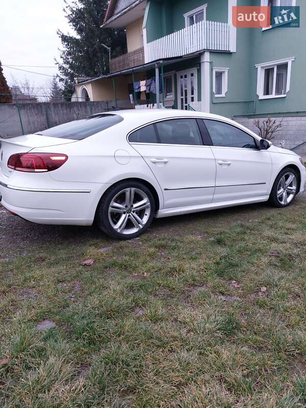 Купе Volkswagen CC / Passat CC 2013 в Ужгороді