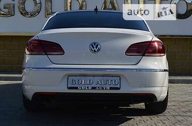Седан Volkswagen CC / Passat CC 2013 в 