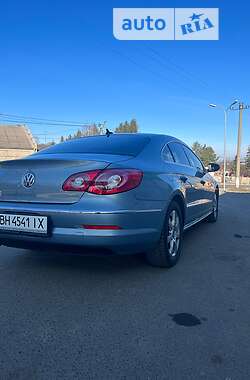 Седан Volkswagen CC / Passat CC 2011 в Балті