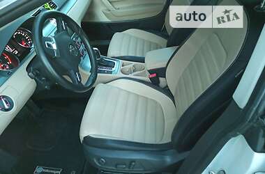Седан Volkswagen CC / Passat CC 2012 в 