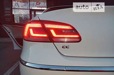 Седан Volkswagen CC / Passat CC 2012 в 
