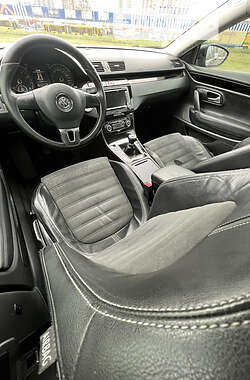 Купе Volkswagen CC / Passat CC 2009 в Киеве