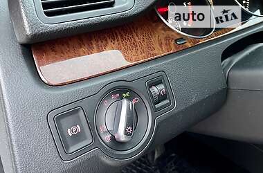 Купе Volkswagen CC / Passat CC 2010 в 