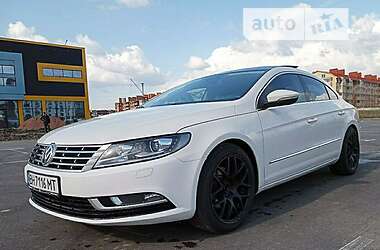 Седан Volkswagen CC / Passat CC 2012 в 