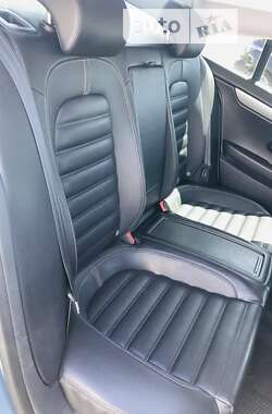 Купе Volkswagen CC / Passat CC 2010 в 