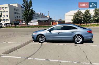 Купе Volkswagen CC / Passat CC 2010 в 